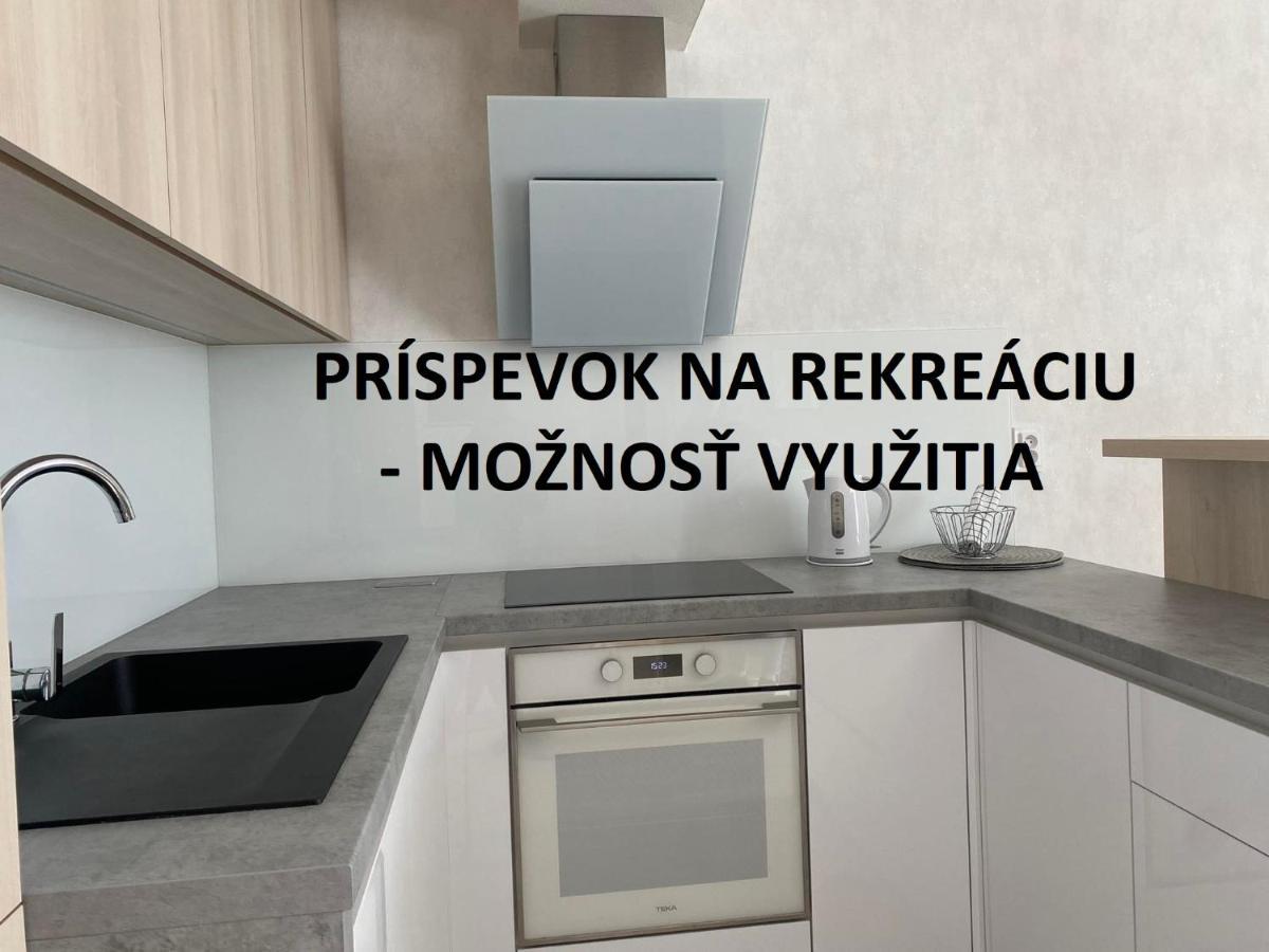 Apartman Hestia Rajecke Teplice Bagian luar foto